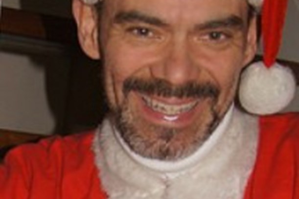 Karsten Holdt spiller og underholder